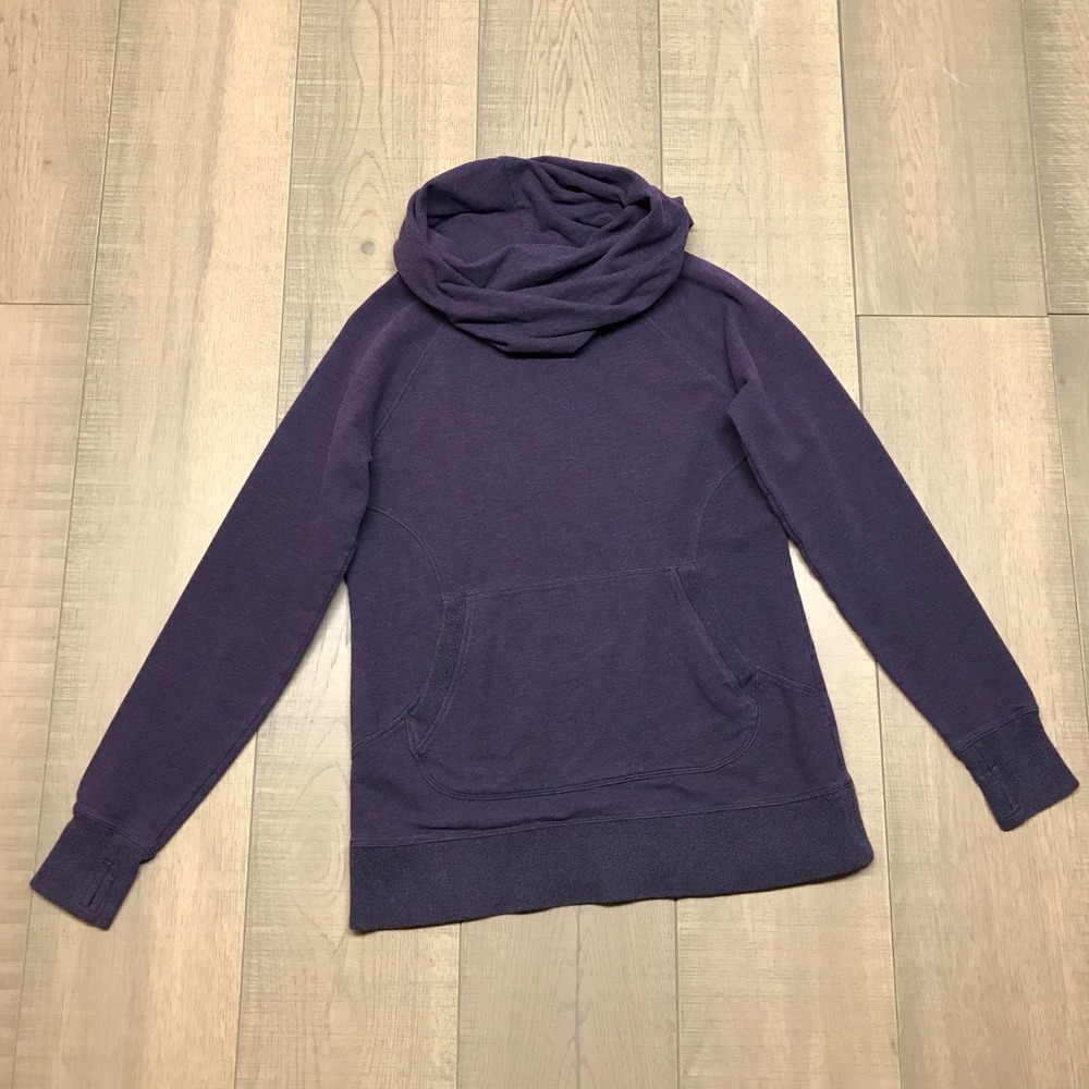 L.L. Bean Sweatshirt‎ Womens Size S Purple Cozy Pullover Cowl Neck Pocket Travel